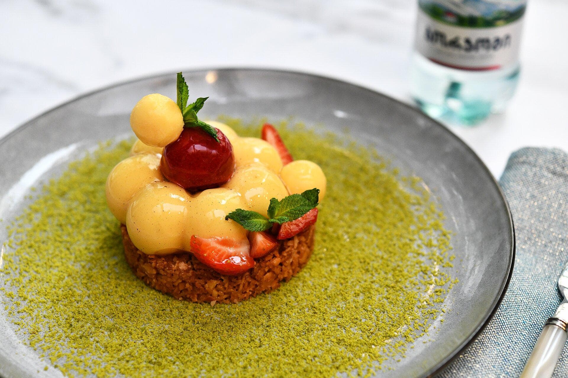 Десерт «Экзотическая клубника»