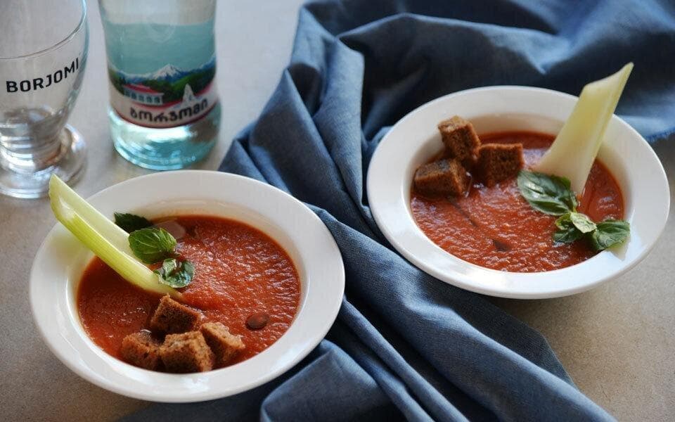 Baked tomatoes cream soup