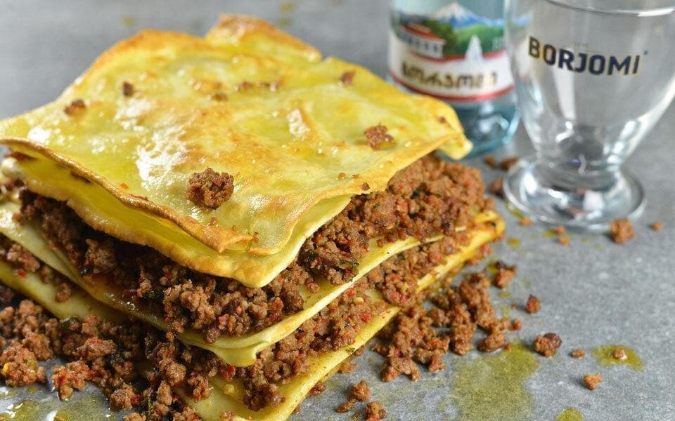 Achma with meat