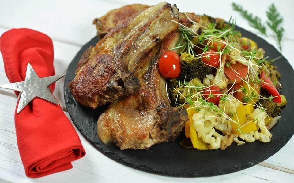 Pork chops with vegetables